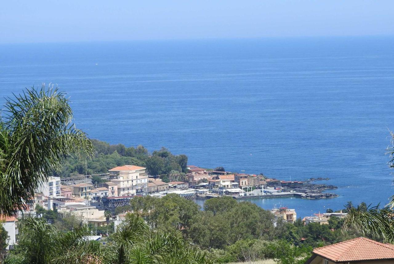 Mansarda Sul Mare Dei Ciclopi Apartment Aci Trezza Ngoại thất bức ảnh