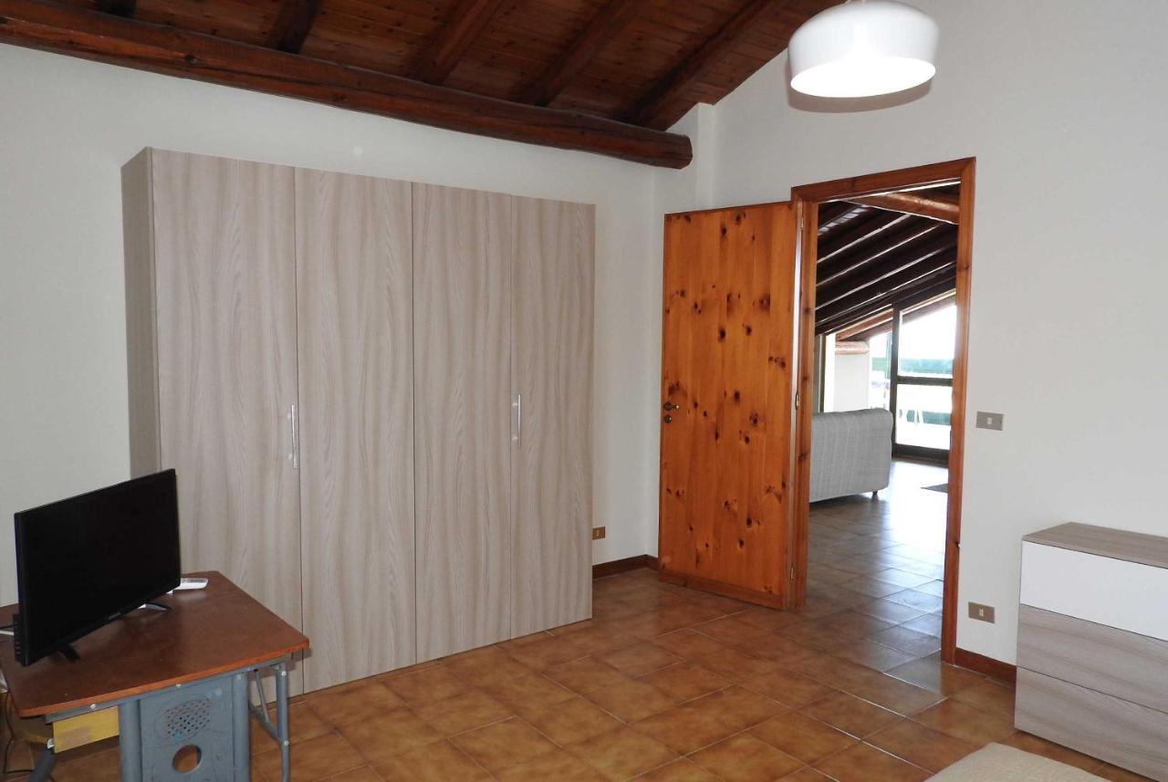Mansarda Sul Mare Dei Ciclopi Apartment Aci Trezza Ngoại thất bức ảnh