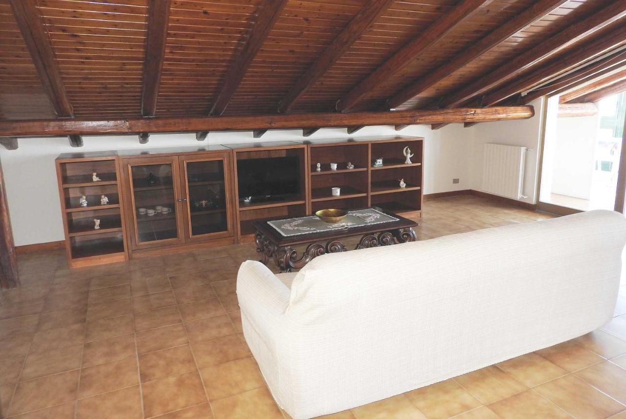 Mansarda Sul Mare Dei Ciclopi Apartment Aci Trezza Ngoại thất bức ảnh